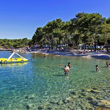 Ferienhaus Mobile Homes In Camp Soline At Biograd, With Sand- And Pebble Beach