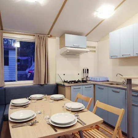 Mobile Homes In Camp Soline At Biograd, With Sand- And Pebble Beach Ferienhaus *